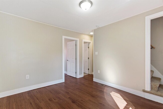 Foto del edificio - Charming 3 Bed, 1.5 Bath Home in York Pa!
