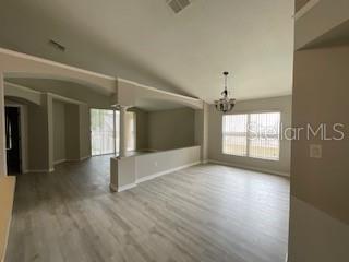 Foto del edificio - 1172 Greenley Ave