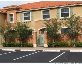 Building Photo - 765 SW 107th Ave