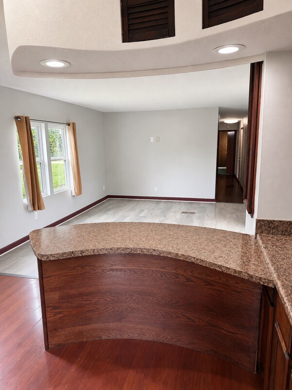 Foto del edificio - 246B Redwood St