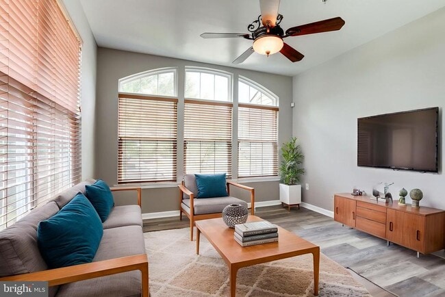 Foto del edificio - 151 Brynwood St