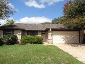 Building Photo - 6611 Grove Field Ln