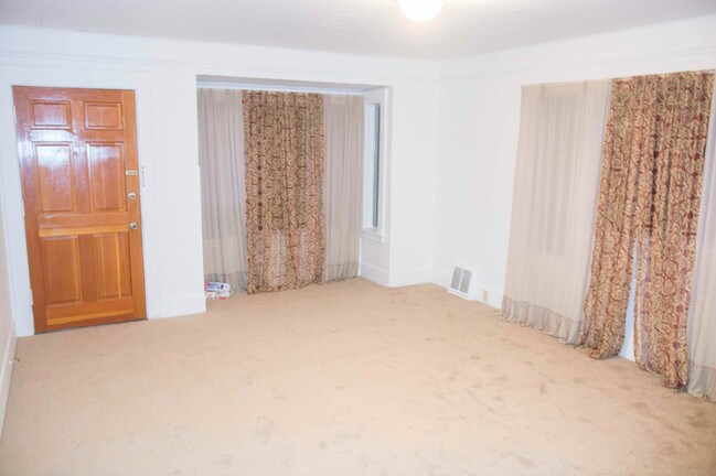 Foto del edificio - 3111 14th Ave S