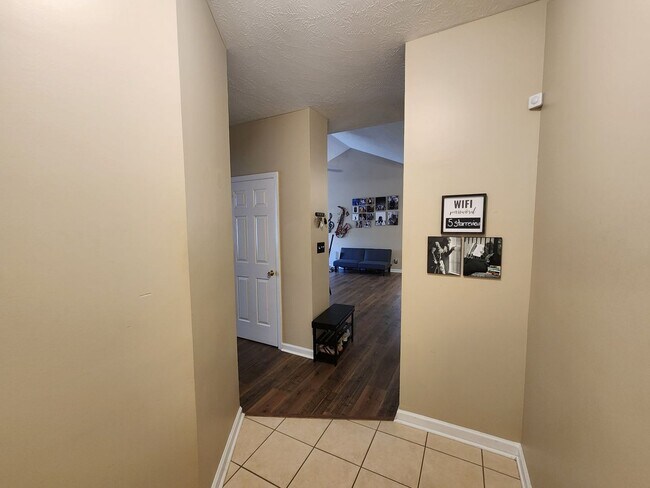 Building Photo - 3109 Wisteria Ln