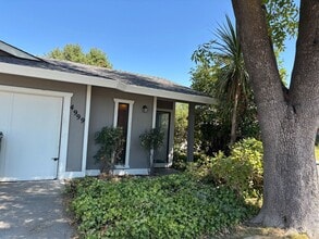 Building Photo - 4999 Curve Wood Way