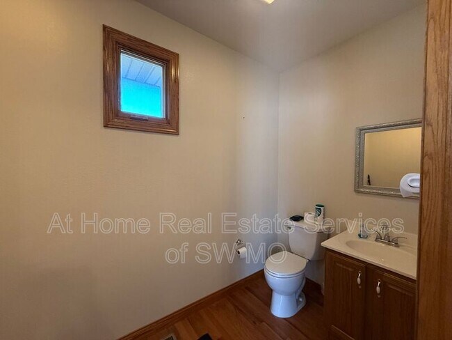 Foto del edificio - 5575 N 17th St