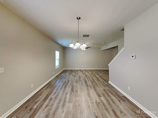 Building Photo - 419 Renown Ct