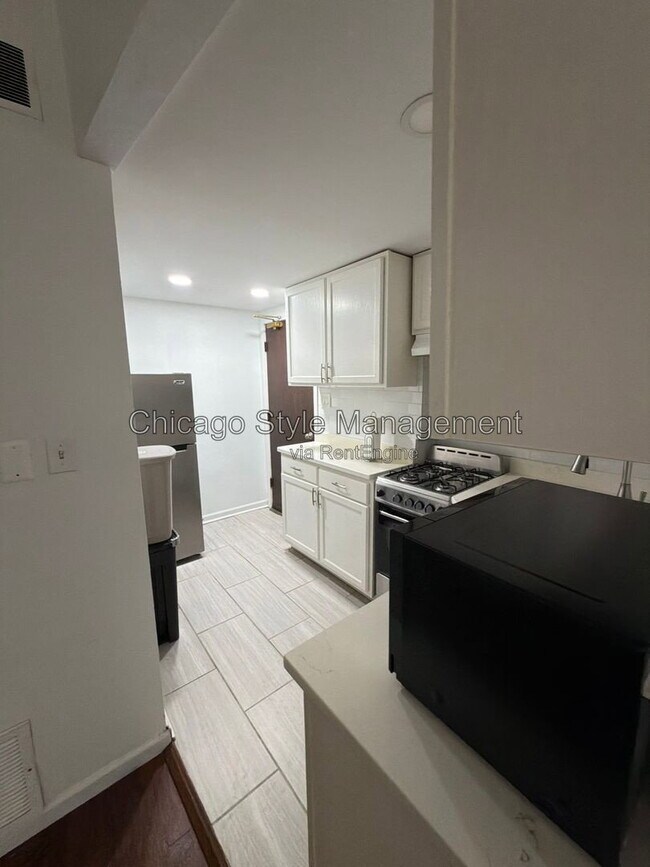 Foto del edificio - 5143 S Kenwood Ave