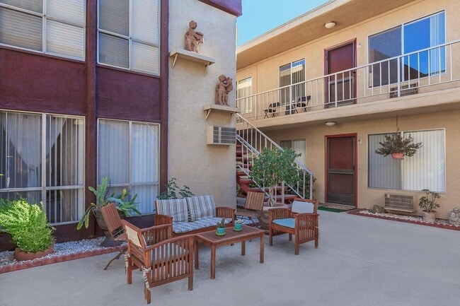 Interior Photo - Arizona Towers Apartments