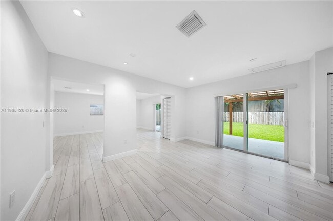 Foto del edificio - 2306 N 28th Ave