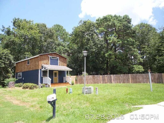 Foto del edificio - 4114 Blind Brook Ct