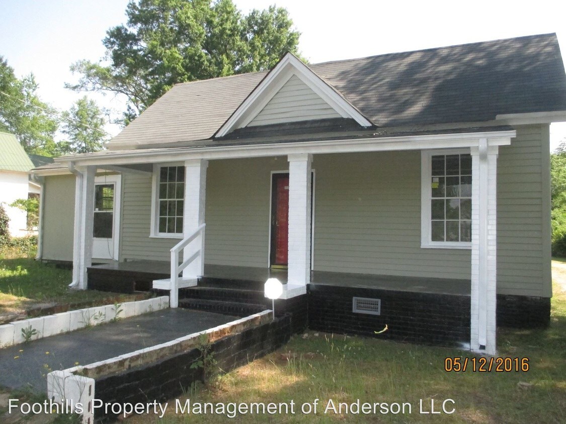 Primary Photo - 3 br, 2 bath House - 820 Bleckley Street