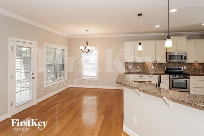 Building Photo - 3087 Cameron Village Ct