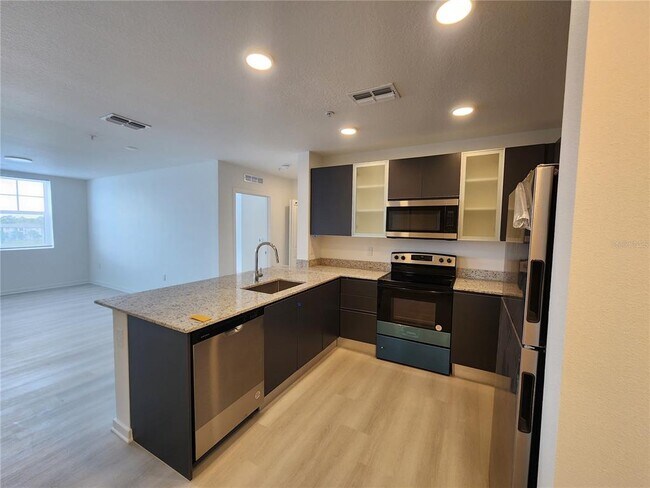 Building Photo - 5579 Millenia Park Blvd