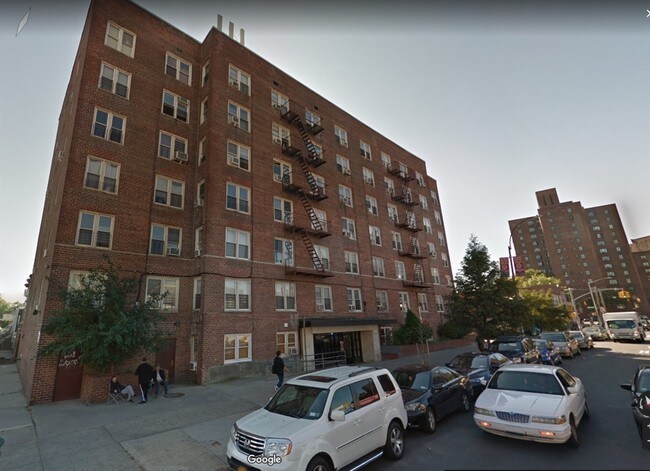Foto del edificio - 1441 Metropolitan Ave