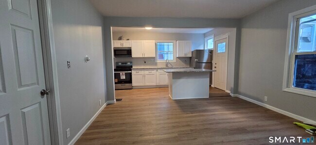 Building Photo - 126 Tremont St