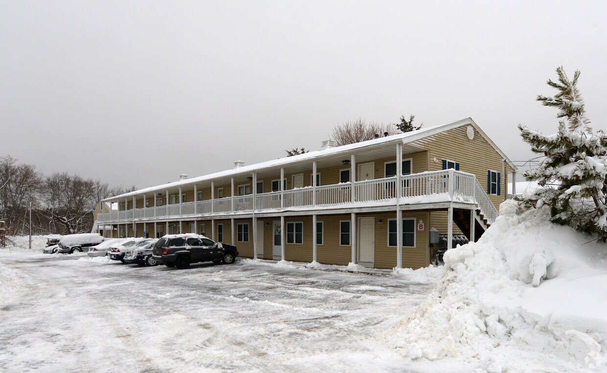Four Seasons Apartments Marshfield, MA