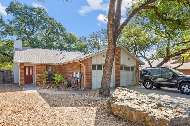Building Photo - AUS2518 Howellwood