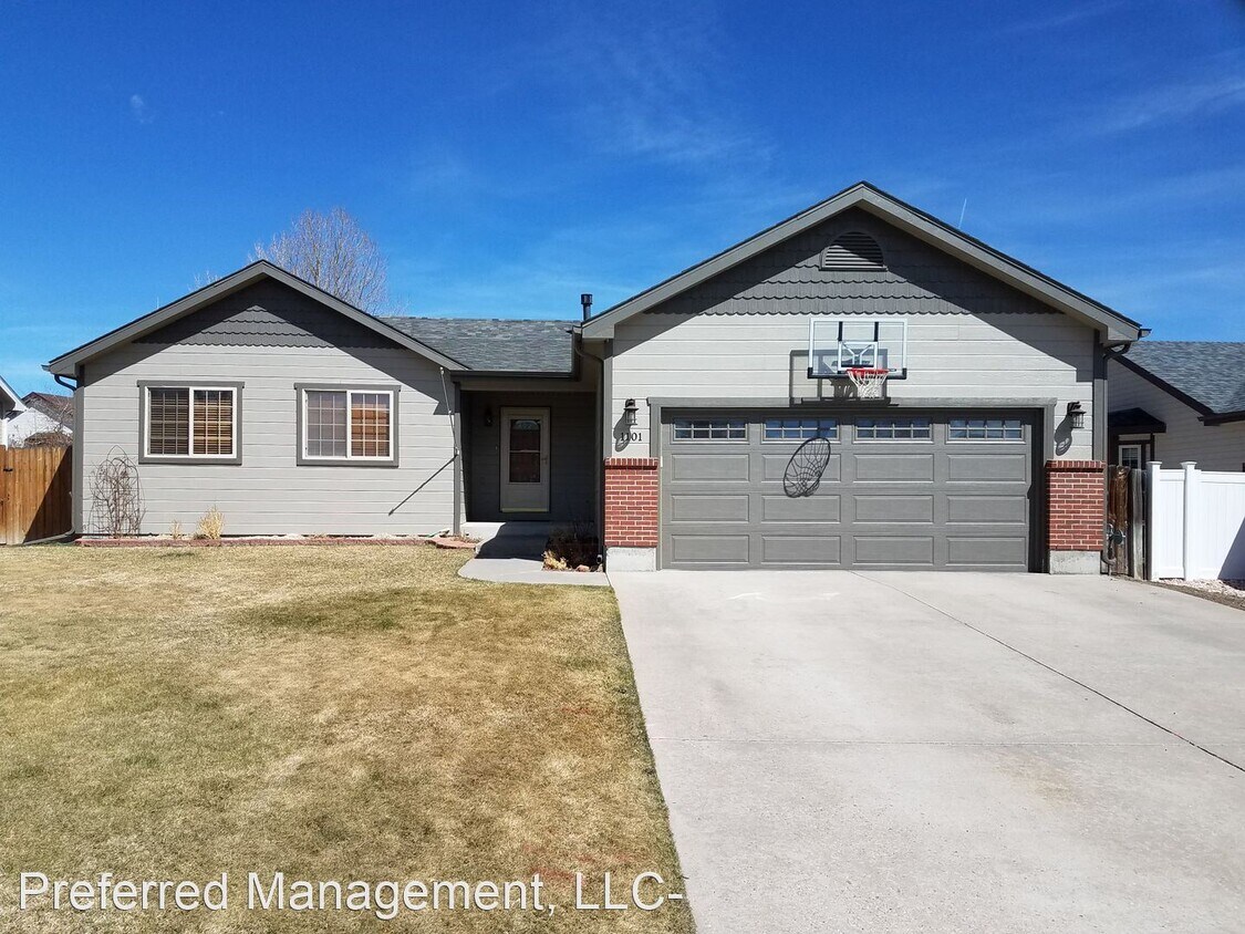 5 br, 3 bath House 1101 Gettysburg Drive House for Rent in Cheyenne