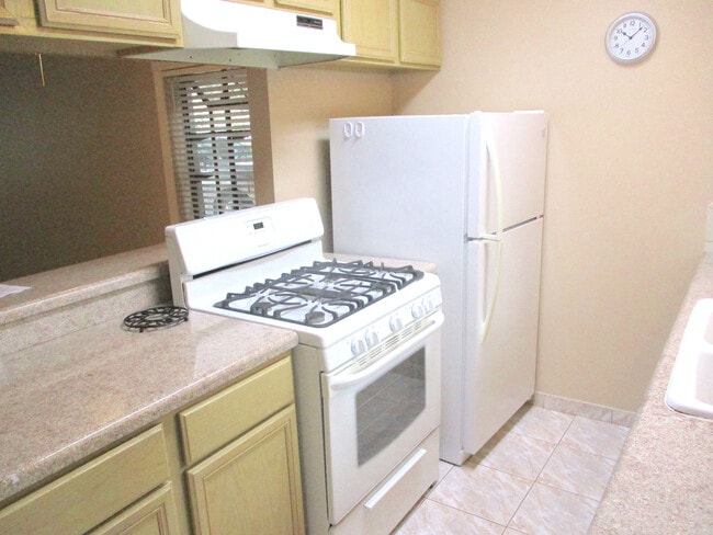 Foto del edificio - Beautifully updated condo in quite community