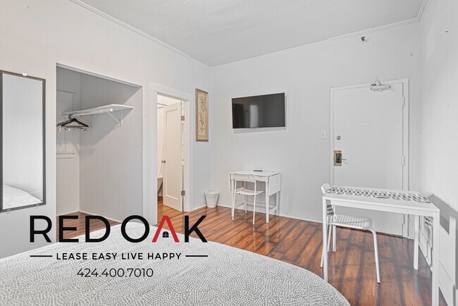 Foto del edificio - Gorgeous, Move-In Ready Studio with Gas Fu...