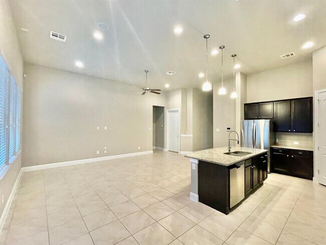 Building Photo - 21406 Greylag Dr