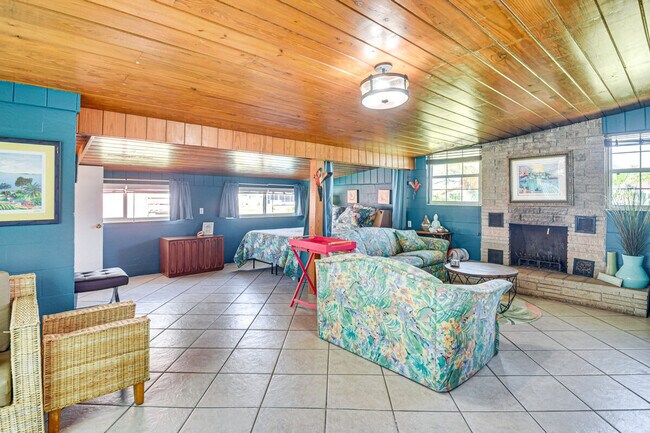 Foto del edificio - 103 Essex Dr