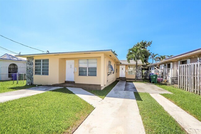 Foto del edificio - 3156 SW 27th St