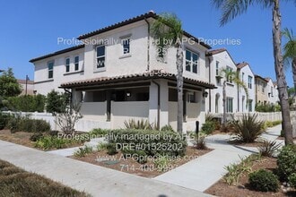 Building Photo - 1696 W Trapezoid Dr