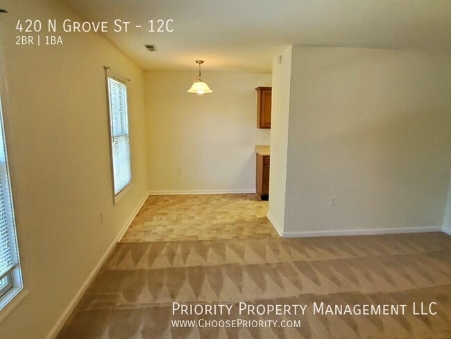 Building Photo - 420 N Grove St