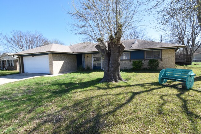 Foto del edificio - 1902 Kirk Ave