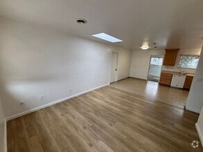 Building Photo - 1711 Yosemite St