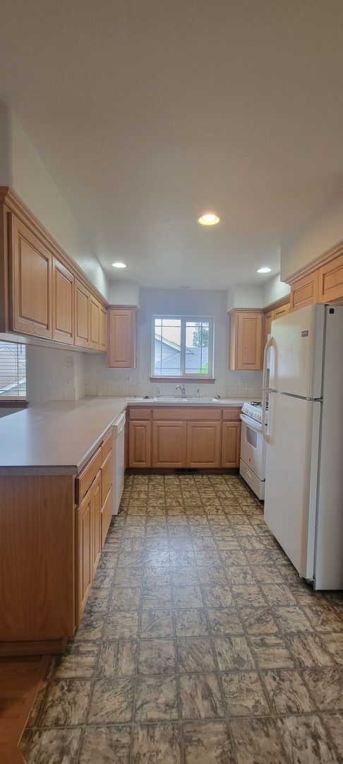 Foto del edificio - 3267 NE Grandhaven Dr