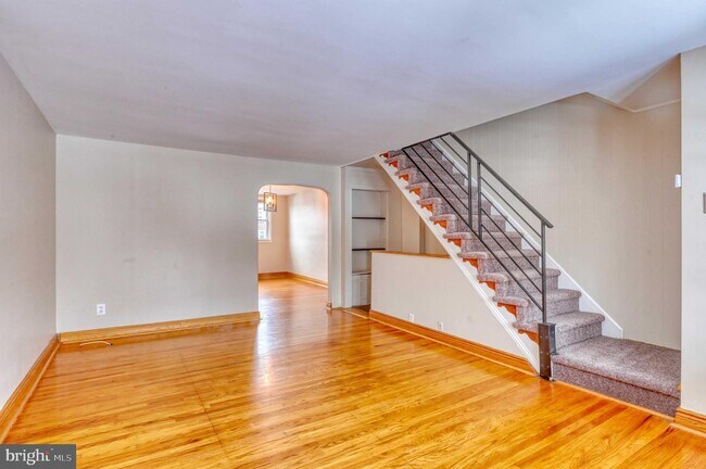 Building Photo - 704 Beech Ave