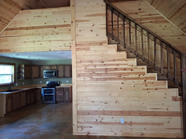 Building Photo - 434 Big Creek Rd