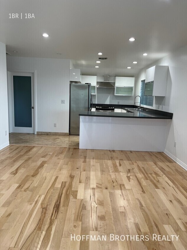 Foto principal - 1148 N Clark St