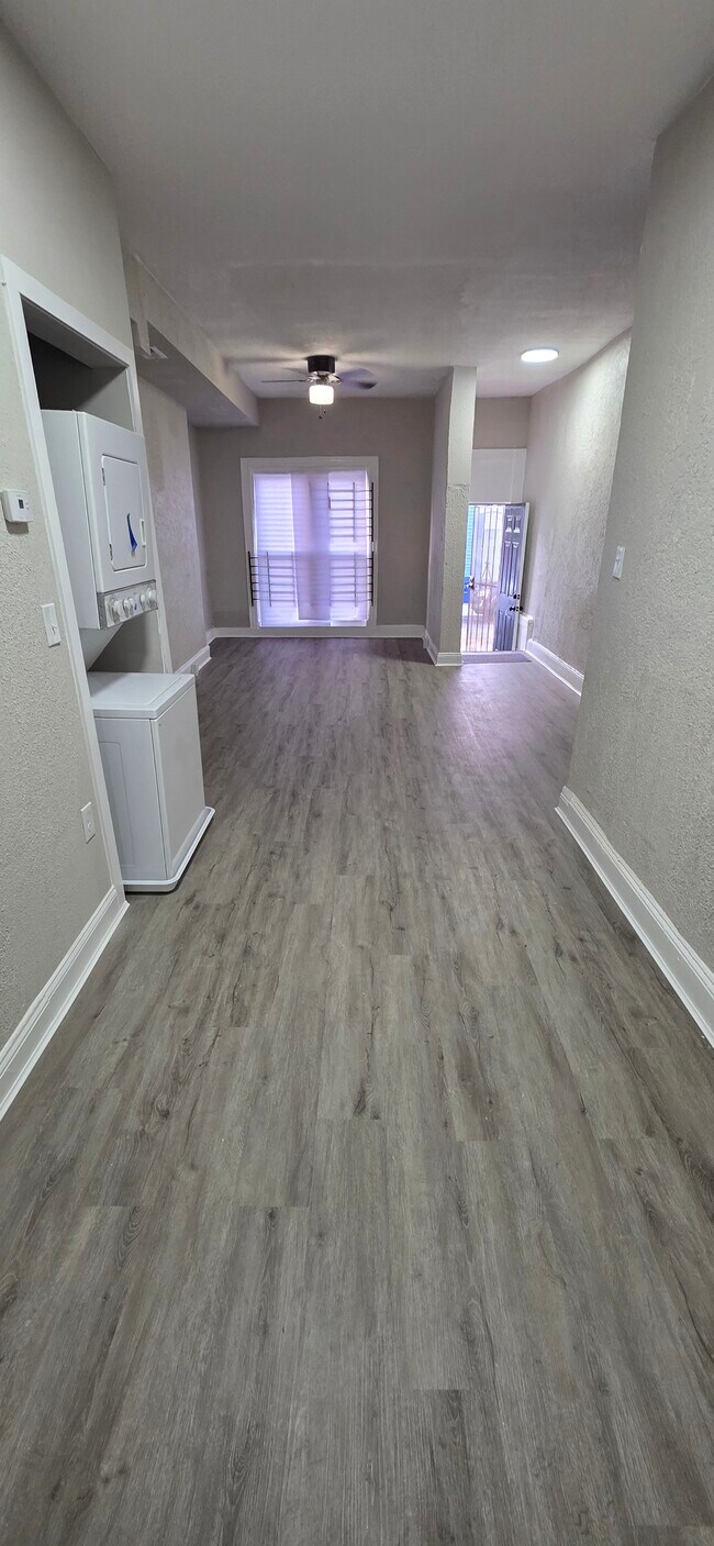 Foto del edificio - 3423 E Lombard St