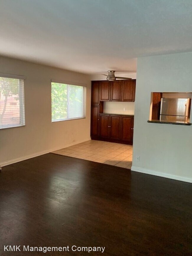 Foto del edificio - 1 br, 1 bath Apartment - 10394 Rochester A...