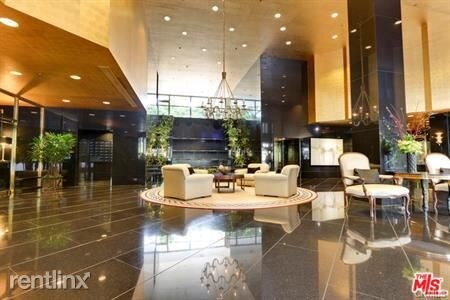 Foto principal - 10601 Wilshire Blvd