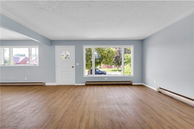 Foto del edificio - 22000 Nicholas Ave