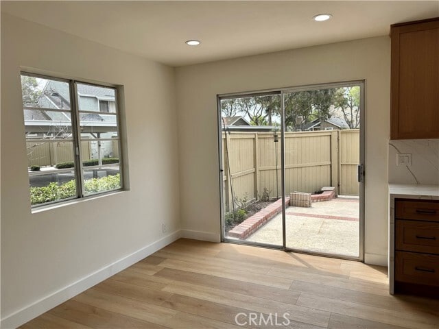 Building Photo - 46 Thicket