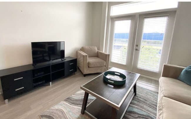 Foto del edificio - 470 16th St NW