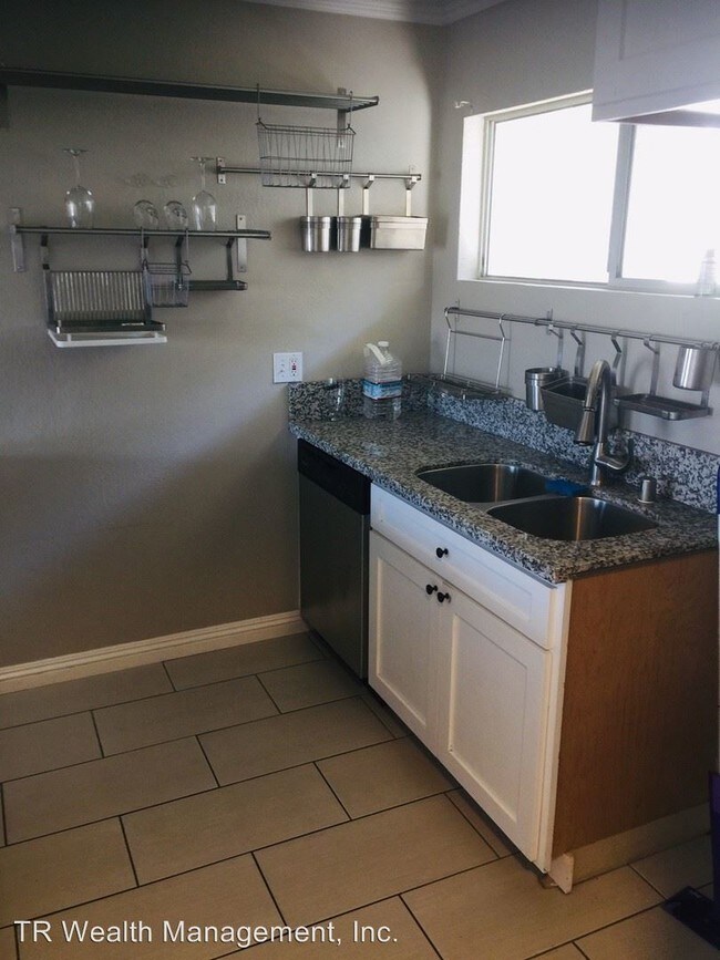 Foto del edificio - 25822-25828 Walnut St