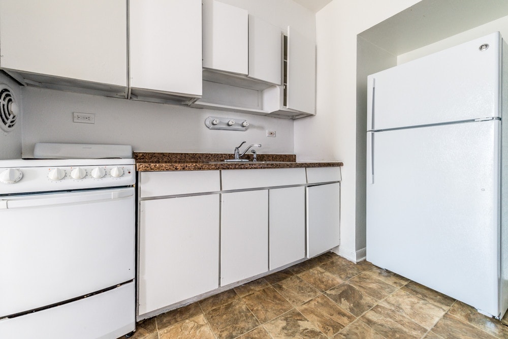 Foto principal - 5012 W Jackson Blvd