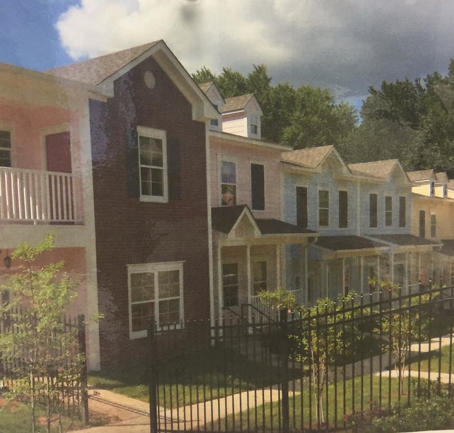 Primary Photo - 950 Caddo St