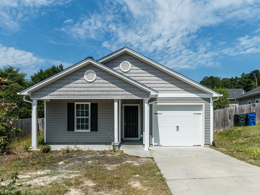 Foto principal - 1404 Ikes Pond Ln