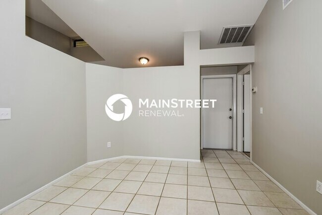 Building Photo - 3 Bedroom Pet-Friendly Home in Cape Coral, FL with Main Street Renewal