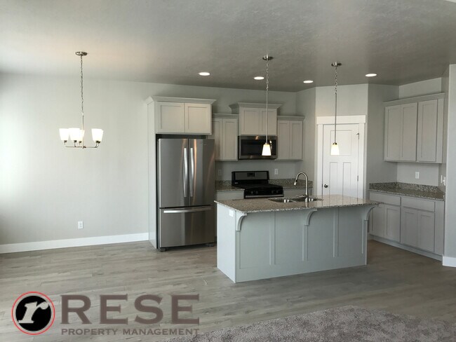 Foto del edificio - Beautiful Edge Townhome in Bluffdale