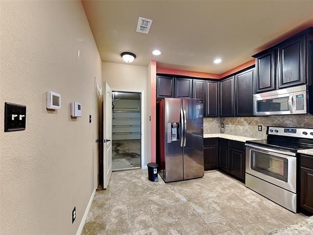 Building Photo - 2917 Peyton Brook Dr