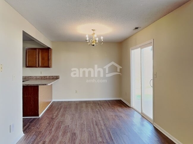 Building Photo - 7703 Vincent Ct